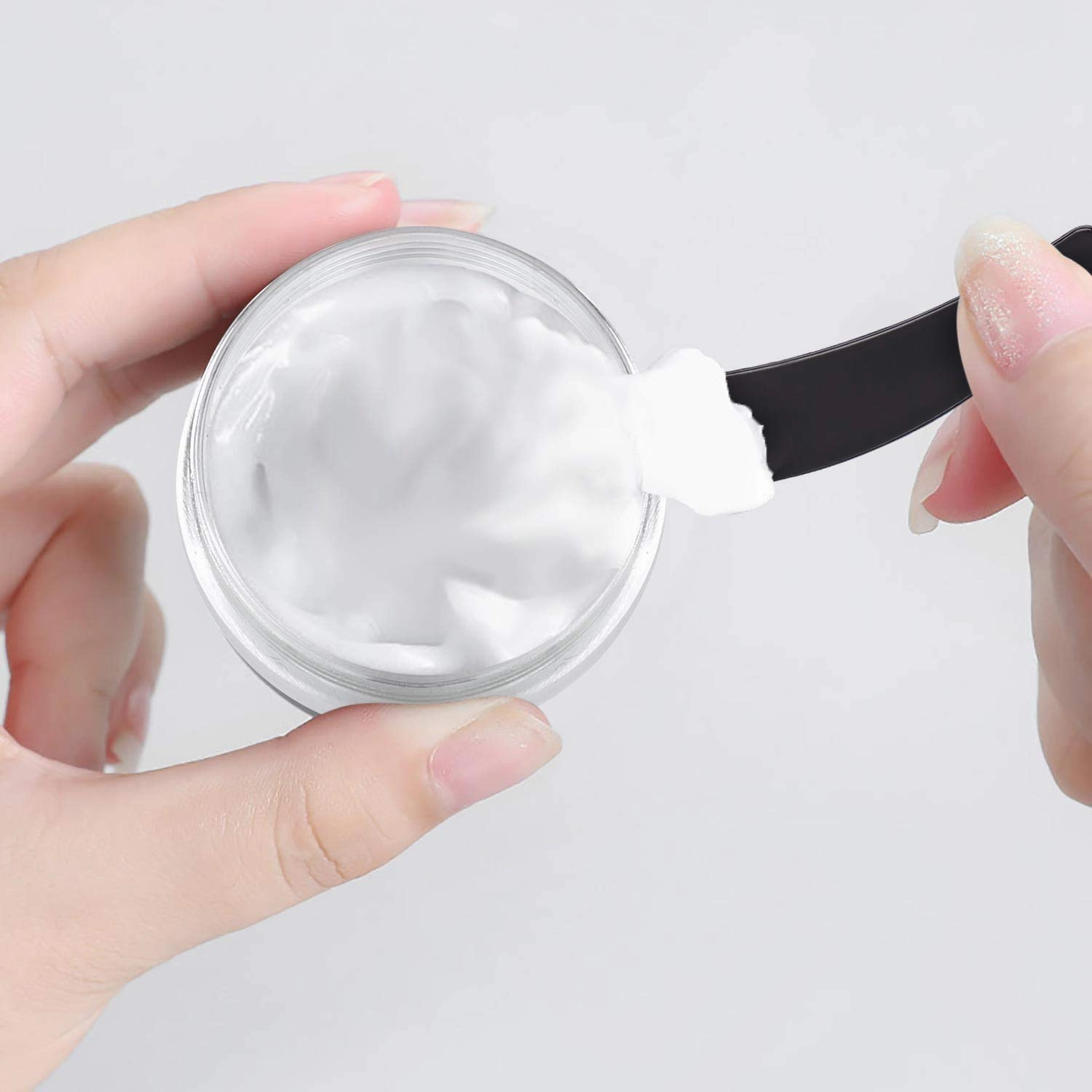 100 Pcs 10g Small Sample Containers with Lids and 10 Pcs Cosmetic Spatula, Empty Lip Balm Containers Refillable Plastic Jars for Skincare Products