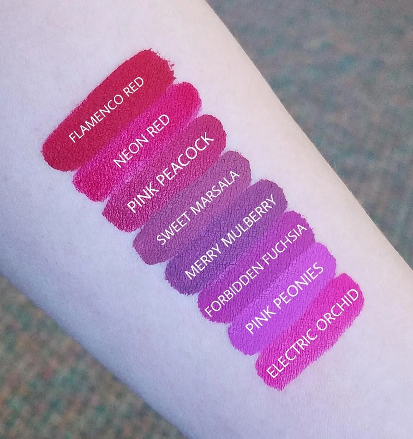 Aromi Magenta Matte Liquid | Pink Fuchsia Lip Color, Long-lasting, Vegan and Cruelty-free, Waterproof, Smudge Proof, Handmade (Pink Peacock)