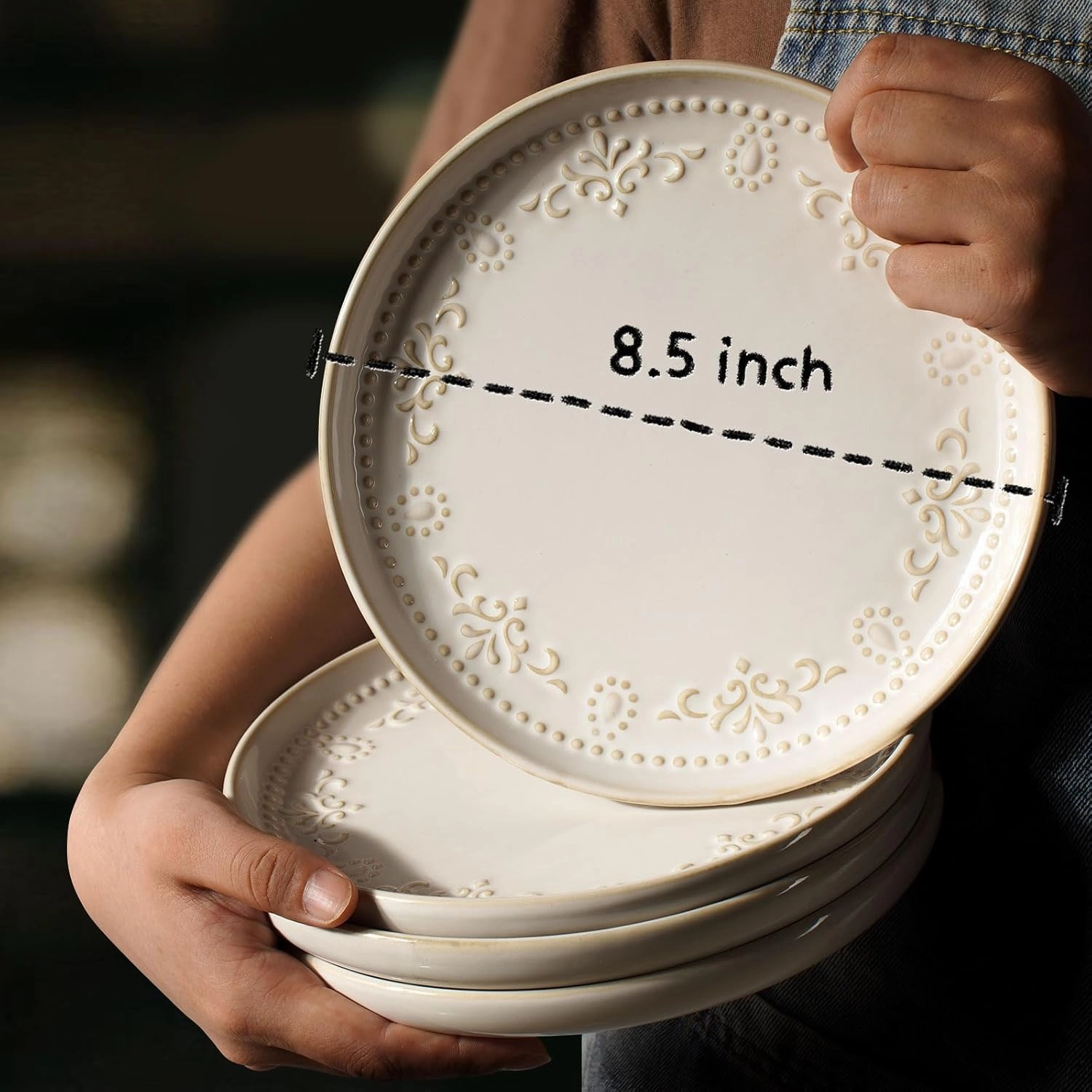 Artena Salad Plates, 8.5 Inch Embossed Ceramic Dinner Plates for Appetizer Dessert, Kitchen Plates With Lipped Edges, Set Of 2, Microwave Oven Dishwasher Safe (Damask Floral)