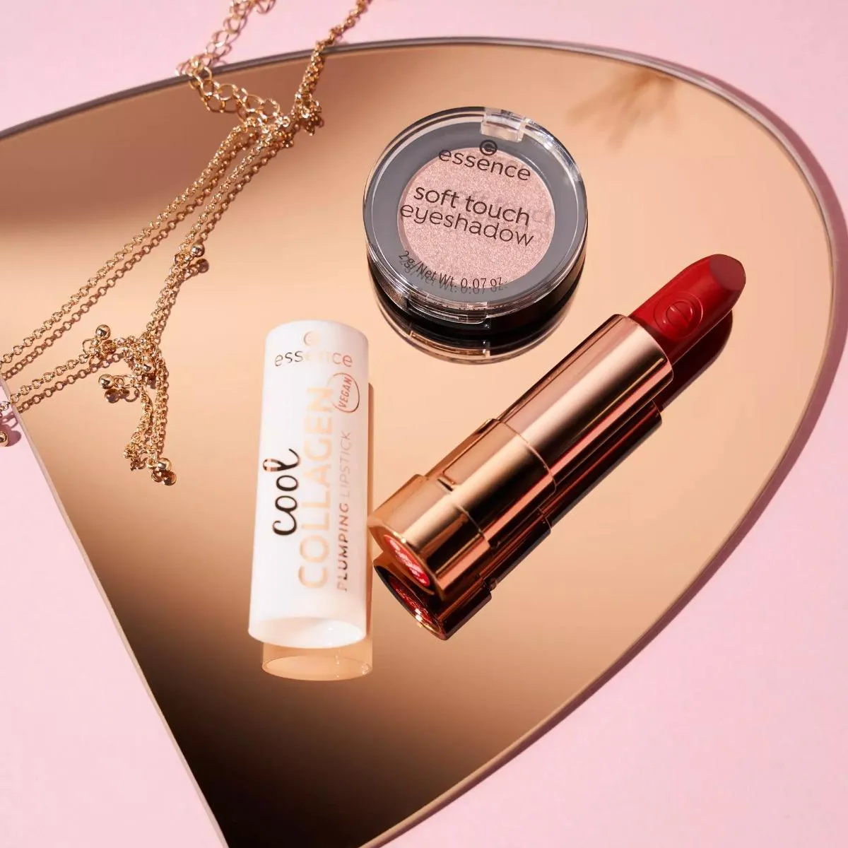 Cool Collagen Plumping Lipstick