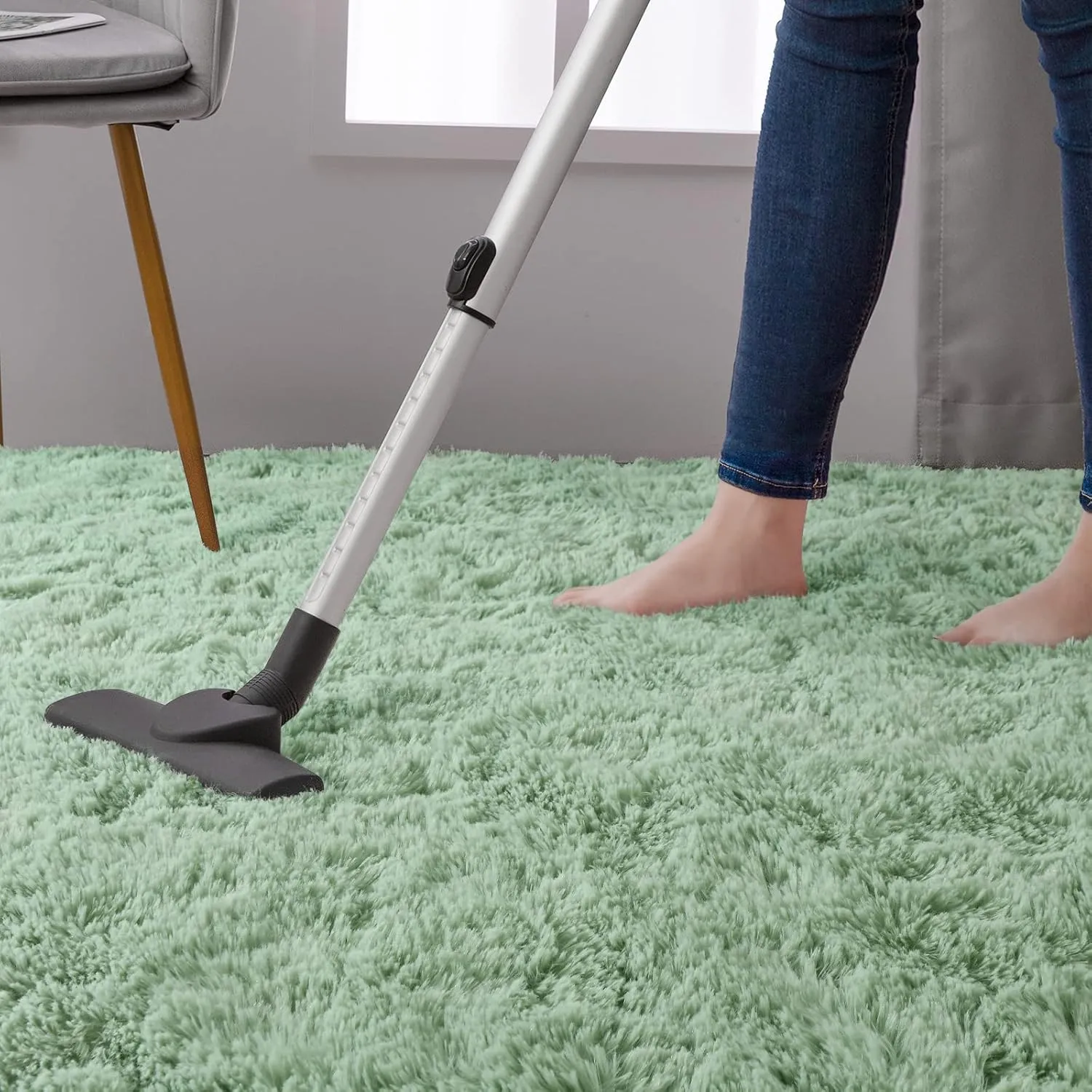 DweIke Super Soft Shaggy Rugs Fluffy Carpets, 4x6 ft Sage Green Area Rug for Living Room Bedroom Girls Kids Room Nursery Home Decor, Non-Slip Washable Plush Indoor Floor Bedside Carpet