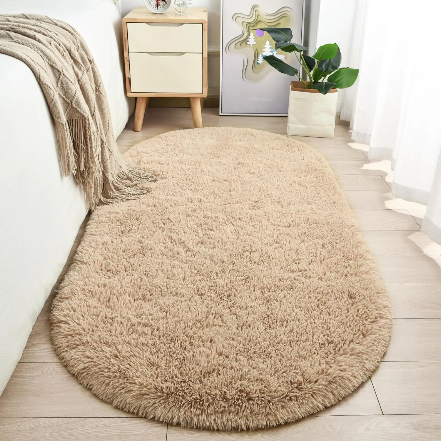 Merelax Soft Shaggy Rug for Kids Bedroom, Oval 2.6'x5.3' Beige Plush Fluffy Carpets for Living Room, Furry Carpet for Teen Girls Room, Anti-Skid Fuzzy Comfy Rug for Nursery Decor Cute Baby Play Mat