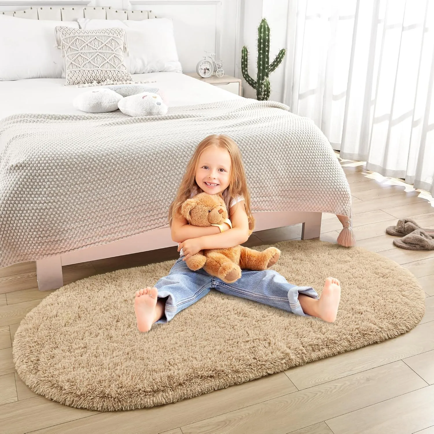 Merelax Soft Shaggy Rug for Kids Bedroom, Oval 2.6'x5.3' Beige Plush Fluffy Carpets for Living Room, Furry Carpet for Teen Girls Room, Anti-Skid Fuzzy Comfy Rug for Nursery Decor Cute Baby Play Mat