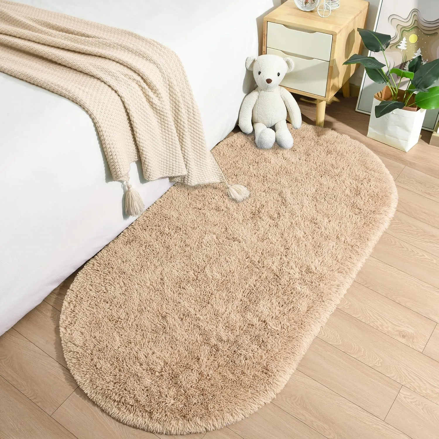 Merelax Soft Shaggy Rug for Kids Bedroom, Oval 2.6'x5.3' Beige Plush Fluffy Carpets for Living Room, Furry Carpet for Teen Girls Room, Anti-Skid Fuzzy Comfy Rug for Nursery Decor Cute Baby Play Mat