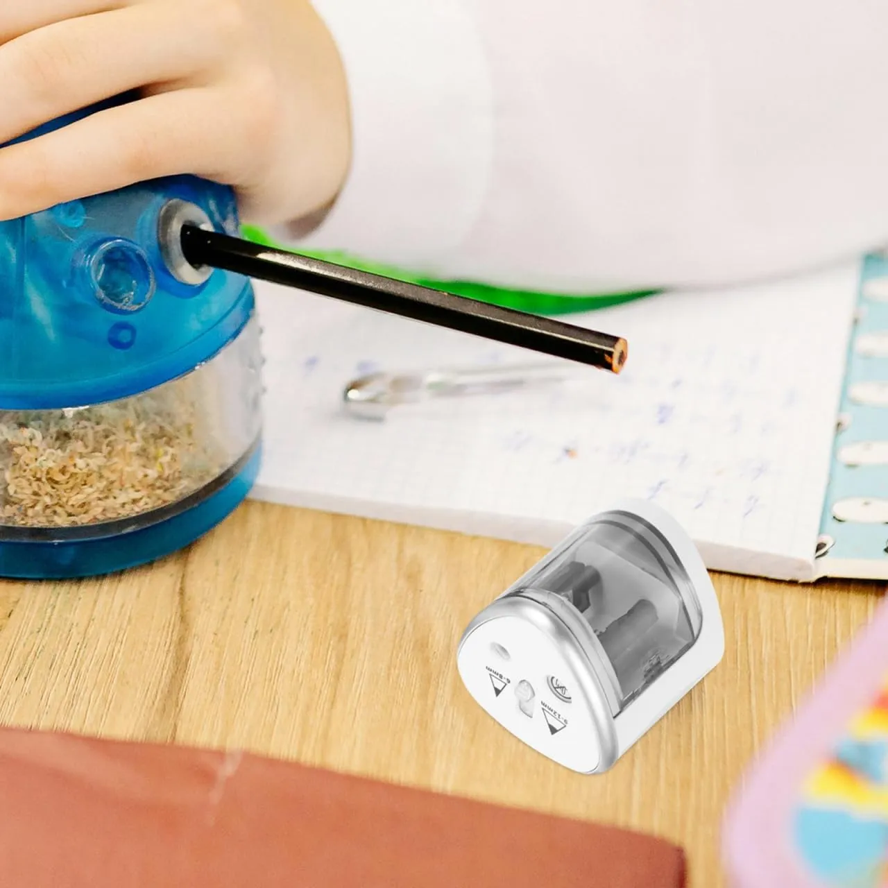 Operitacx Pencil Sharpener Dual Electric Sharpener Automatic Pencil Sharper Self Sharpening Pencil Sharpener for Colored Pencils Classroom Sharpener Electric Crayon Sharpener Pencil Sharpner