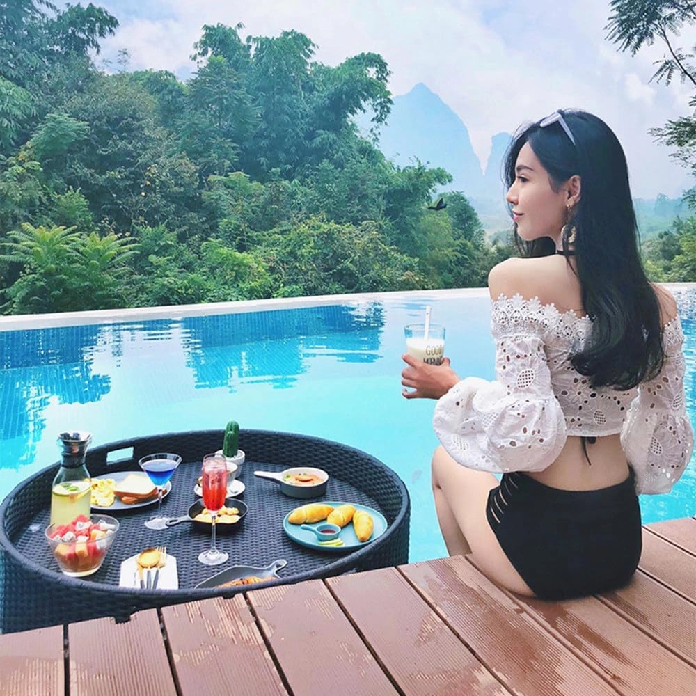 Swimming Pool Floating Breakfast Tray Hotel Water Basket Open-Air Afternoon Tea Dinner Plate for Breakfast Tea Tray Party Wedding Photography