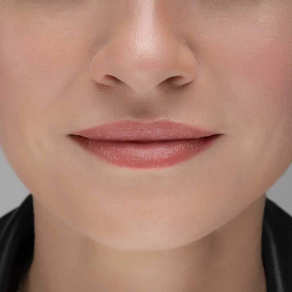 TRE'STIQUE Prime And Shine Lip Crayon, Refillable Shiny Lipstick With Built-in Primer, Clean Beauty Makeup, Lipstick For Women, 2-in-1 Glossy and Lip Primer