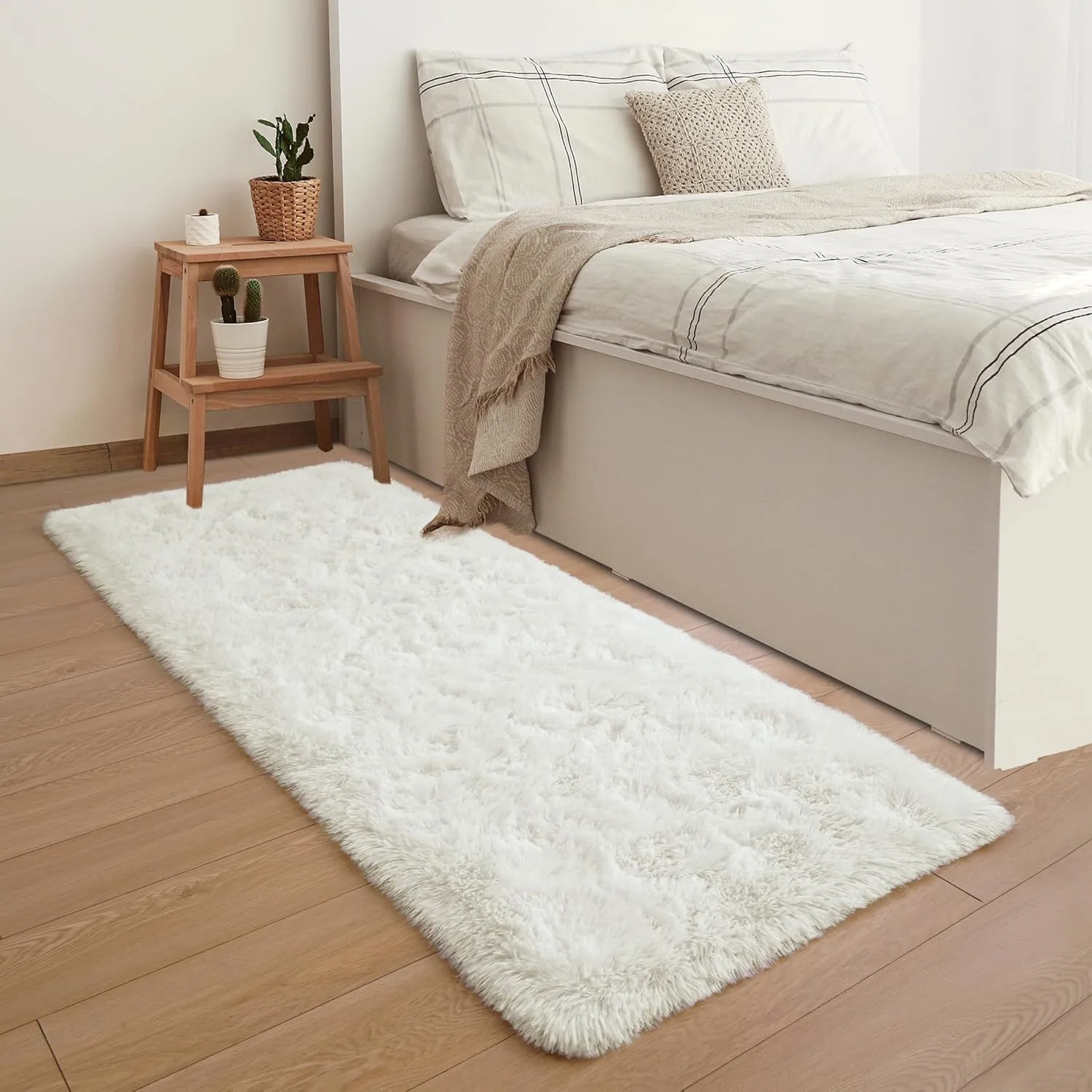 YJ.GWL Fluffy Runner Rugs for Bedroom Living Room Soft Shag Rug 2x6 Feet, Cream Plush Carpet Non Slip for Nursery Dorm, Fuzzy Bedside Rug for Kids Boys Room Home Decor